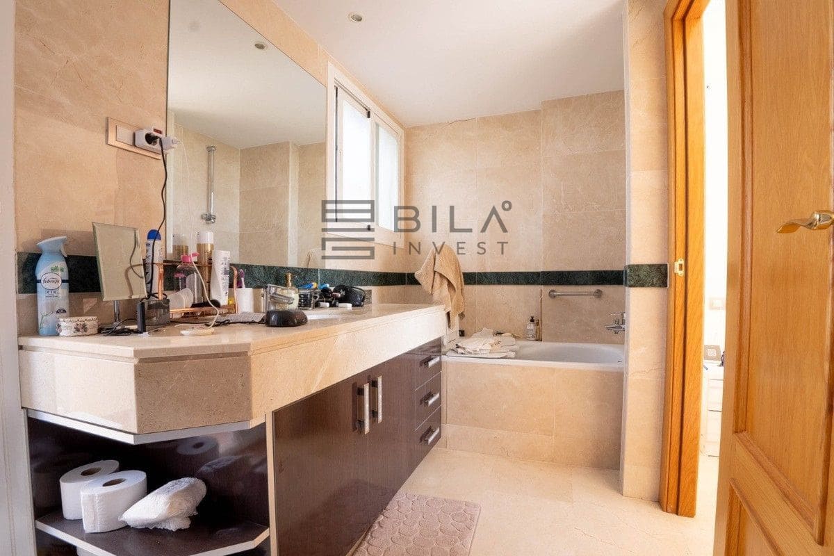 3 quarto Penthouse para venda em Riviera del Sol com piscina - 499 995 € (Ref: 9618831)