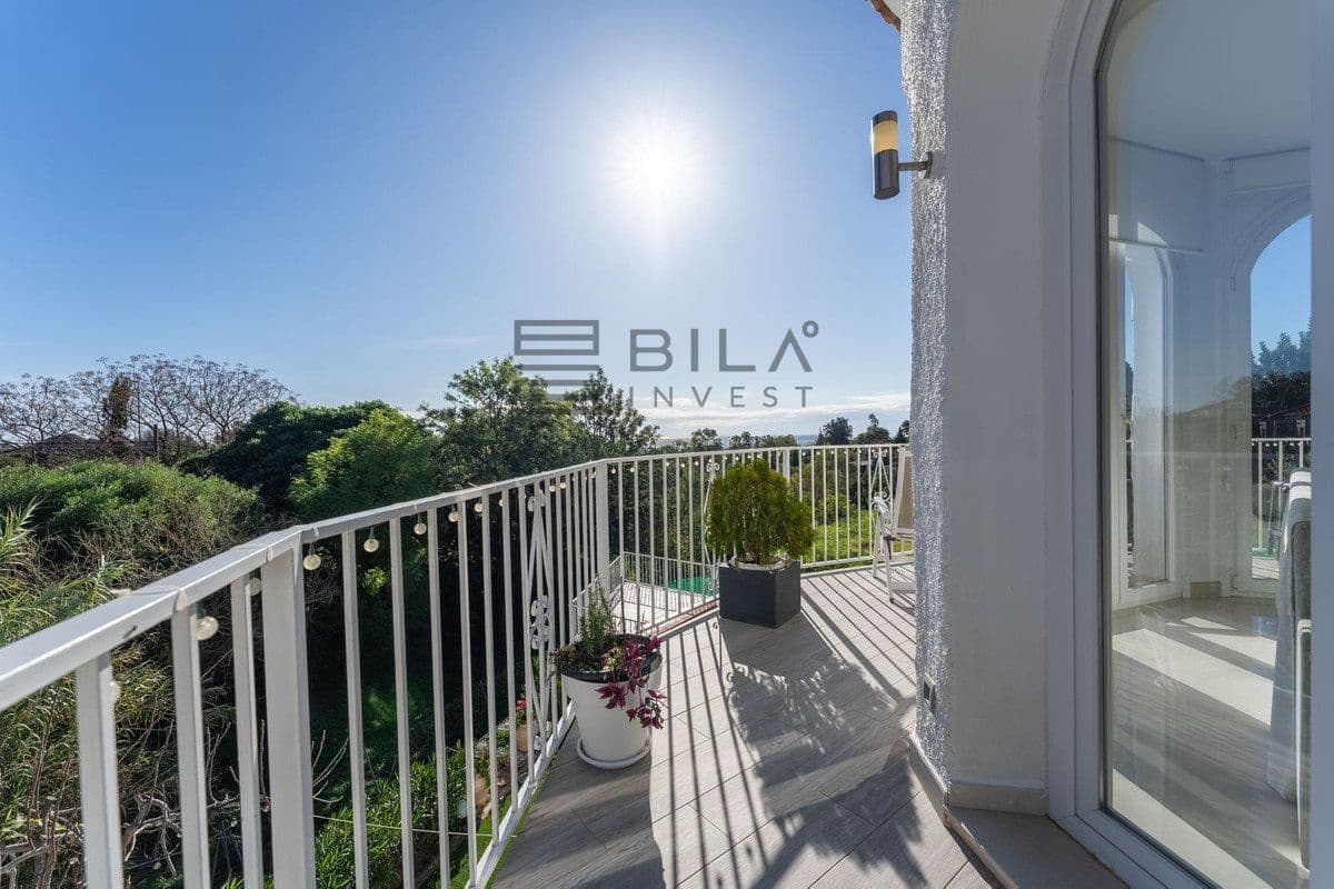 3 soverom Villa til salgs i Mijas med svømmebasseng garasje - € 795 000 (Ref: 9618832)