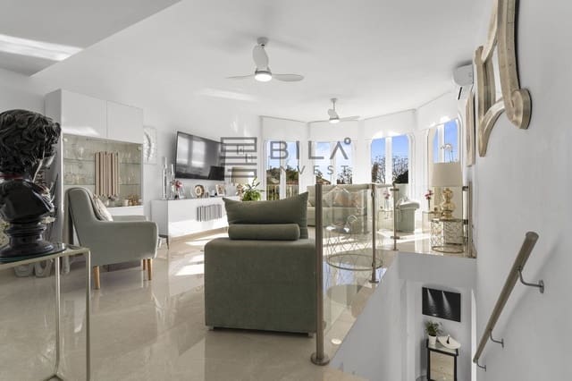 3 soverom Villa til salgs i Mijas pueblo, Mijas med svømmebasseng garasje - € 795 000 (Ref: 9618832)