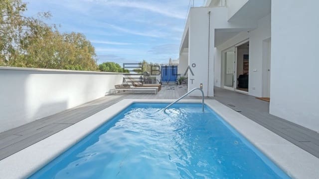 5 makuuhuone Omakotitalo myytävänä paikassa Torremuelle, Benalmádena mukana uima-altaan - 950 000 € (Ref: 9618833)