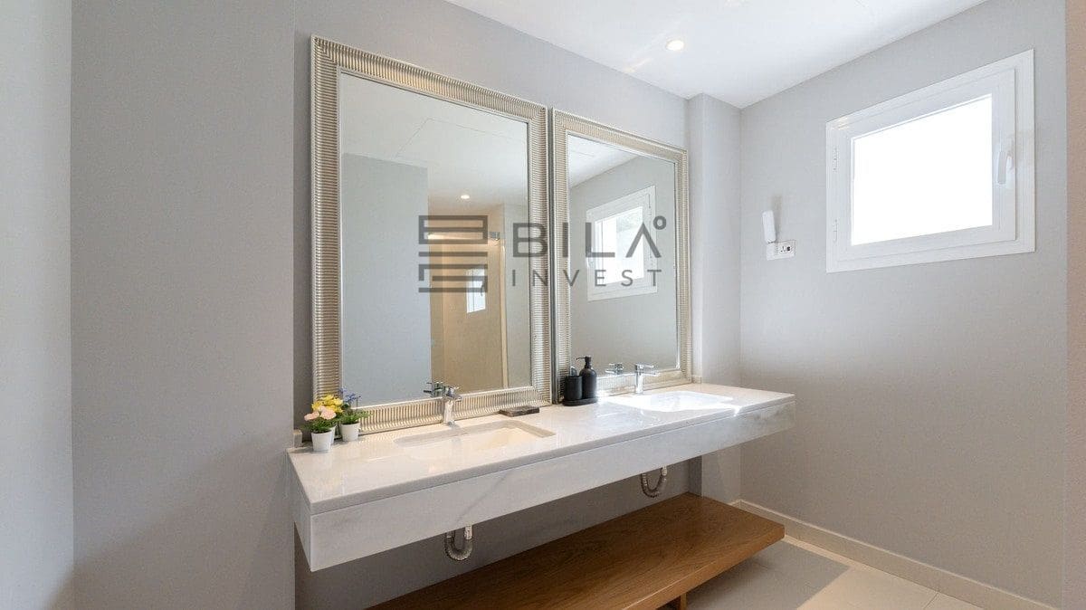 5 sypialnia Dom na sprzedaż w Torremuelle z basenem - 950 000 € (Ref: 9618833)