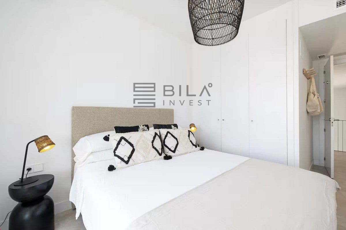 3 bedroom Townhouse for sale in El Chaparral with pool garage - € 828,000 (Ref: 9618834)