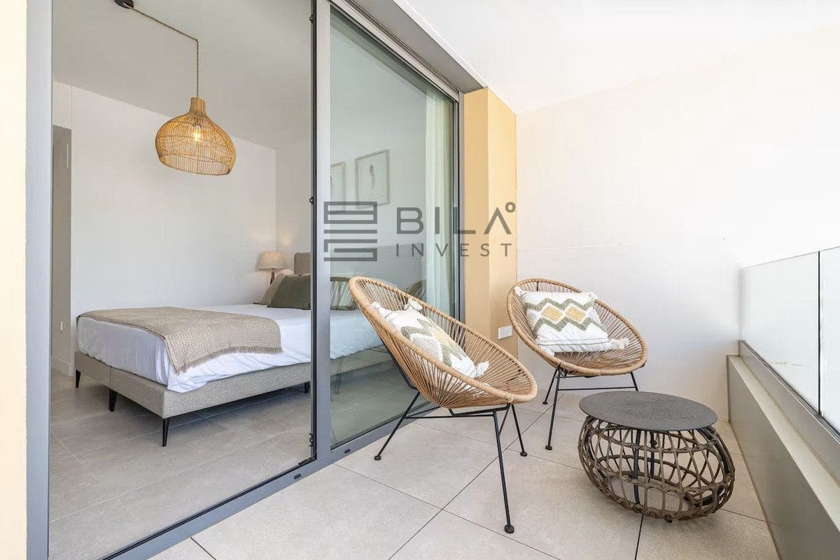 3 bedroom Townhouse for sale in El Chaparral with pool garage - € 828,000 (Ref: 9618834)