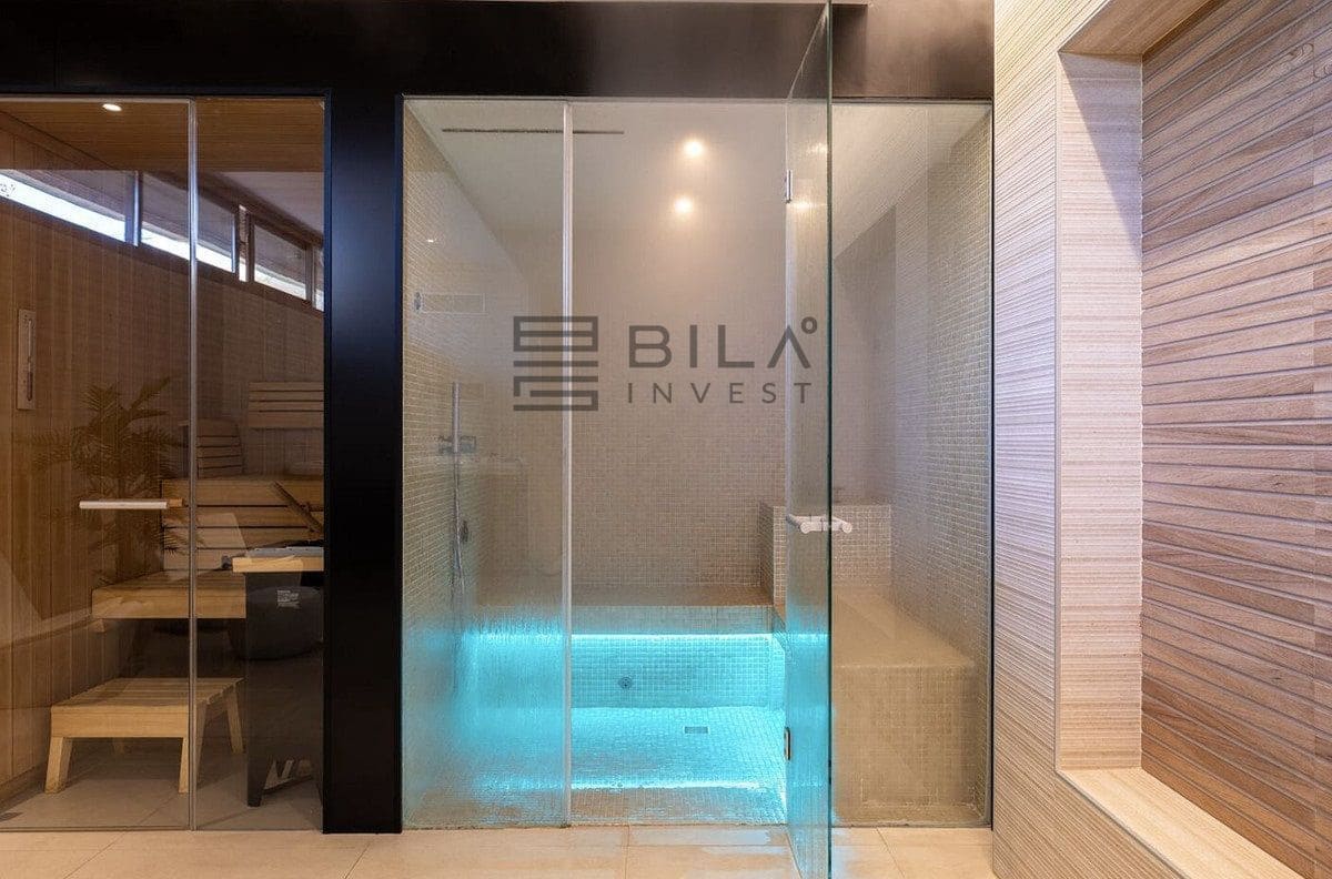 3 bedroom Townhouse for sale in El Chaparral with pool garage - € 828,000 (Ref: 9618834)