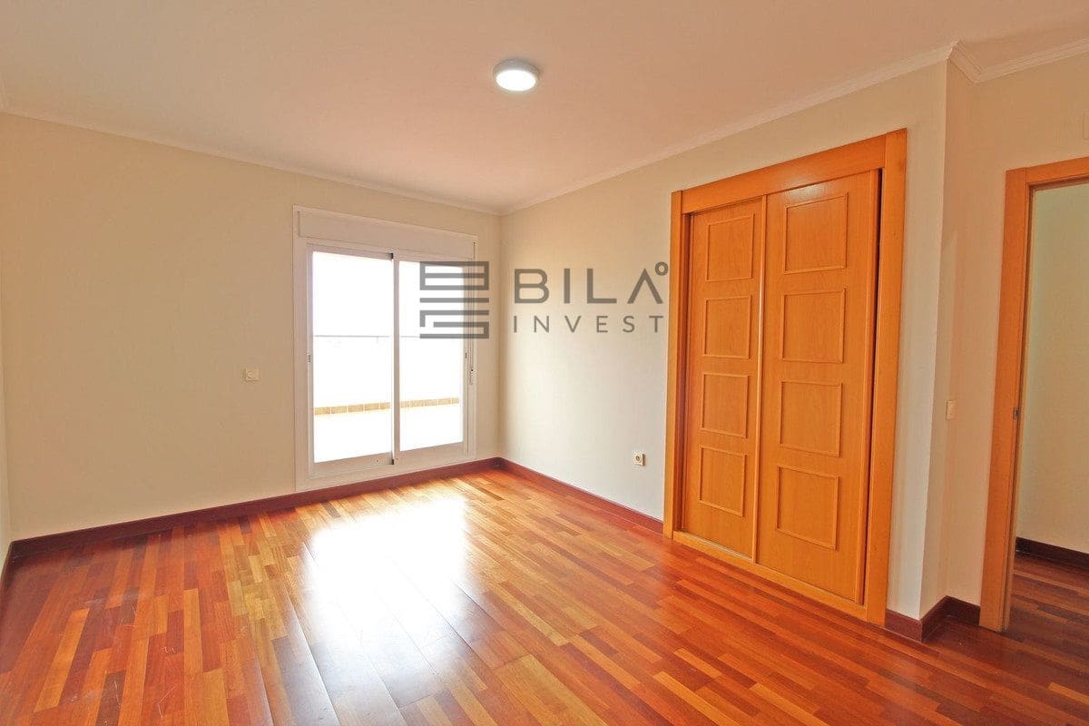 4 soverom Hus til salgs i La Cala de Mijas - € 549 000 (Ref: 9618835)