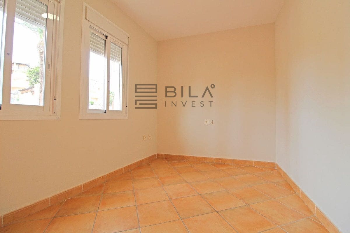 4 soverom Hus til salgs i La Cala de Mijas - € 549 000 (Ref: 9618835)