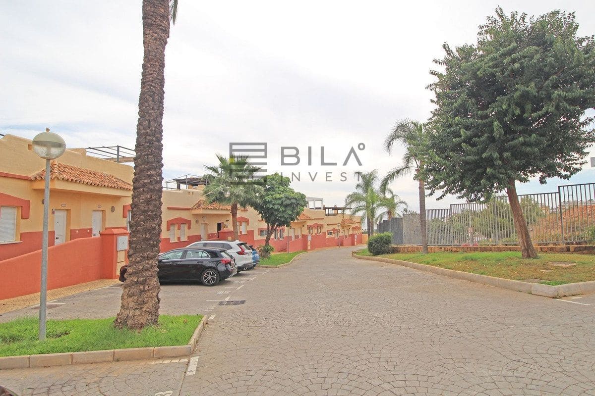 4 soverom Hus til salgs i La Cala de Mijas - € 549 000 (Ref: 9618835)