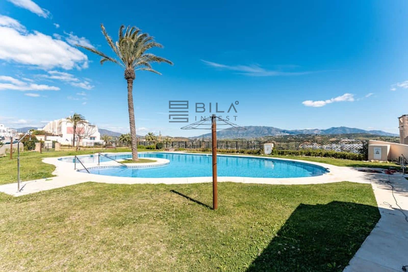 4 soverom Hus til salgs i La Cala de Mijas - € 549 000 (Ref: 9618835)