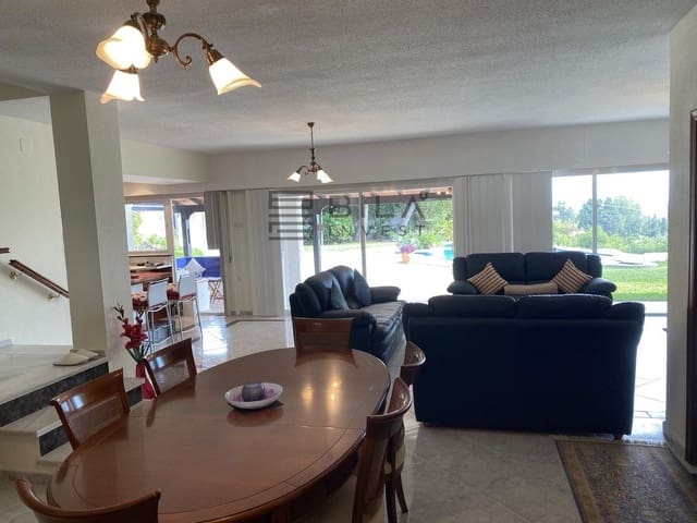 4 quarto Moradia para venda em Mijas Costa, Mijas com piscina garagem - 985 000 € (Ref: 9618839)