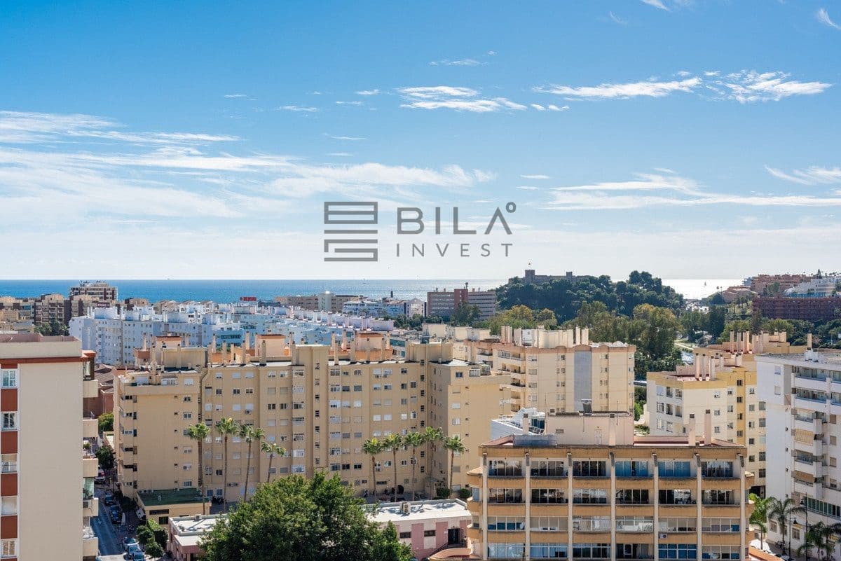 Piso de 3 habitaciones en Fuengirola en venta con piscina - 398.000 € (Ref: 9618840)