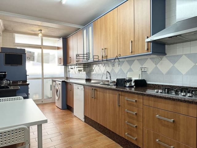 4 soveværelse Lejlighed til salg i Fuengirola med swimmingpool garage - € 420.000 (Ref: 9618843)