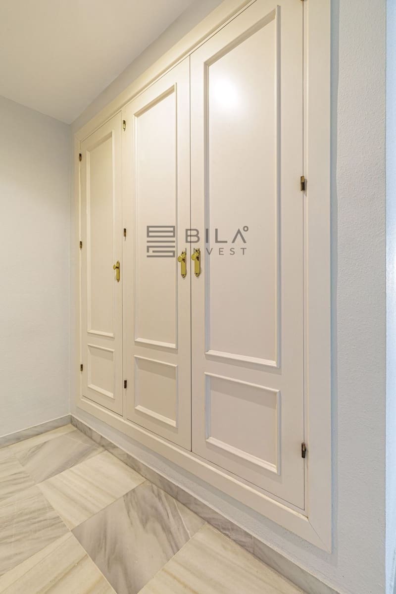 3 bedroom Flat for sale in Torrequebrada with pool garage - € 460,000 (Ref: 9618845)