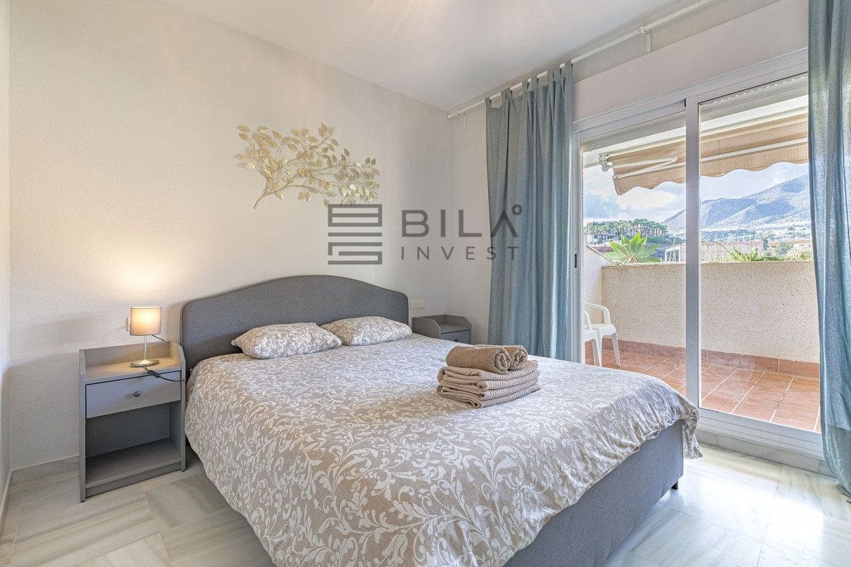 3 bedroom Flat for sale in Torrequebrada with pool garage - € 460,000 (Ref: 9618845)