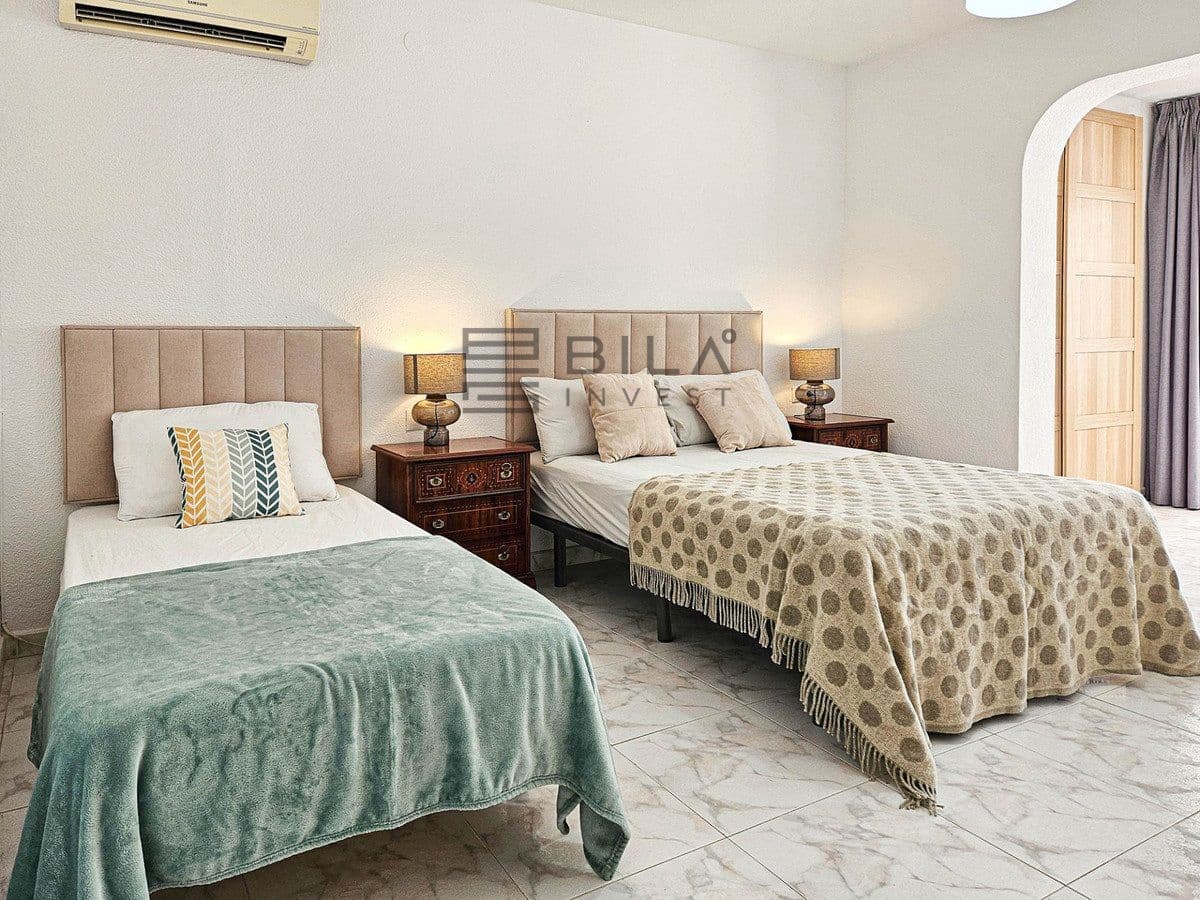 4 soveværelse Villa til salg i Riviera del Sol med swimmingpool garage - € 1.100.000 (Ref: 9618846)