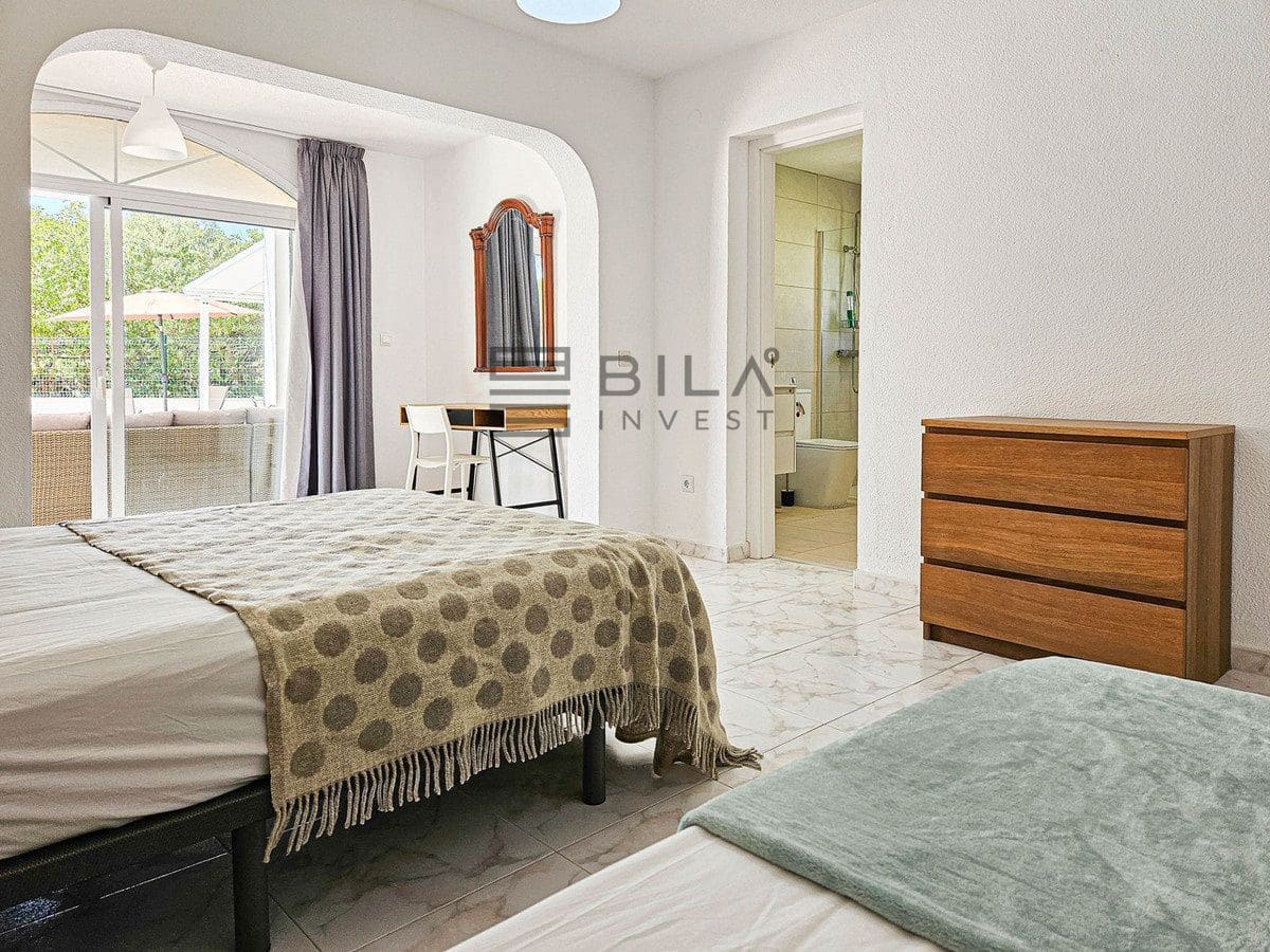 4 soveværelse Villa til salg i Riviera del Sol med swimmingpool garage - € 1.100.000 (Ref: 9618846)