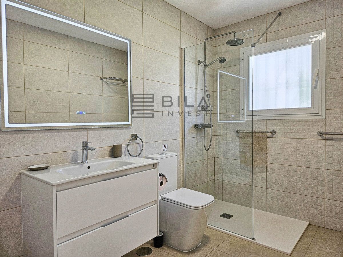 4 soveværelse Villa til salg i Riviera del Sol med swimmingpool garage - € 1.100.000 (Ref: 9618846)