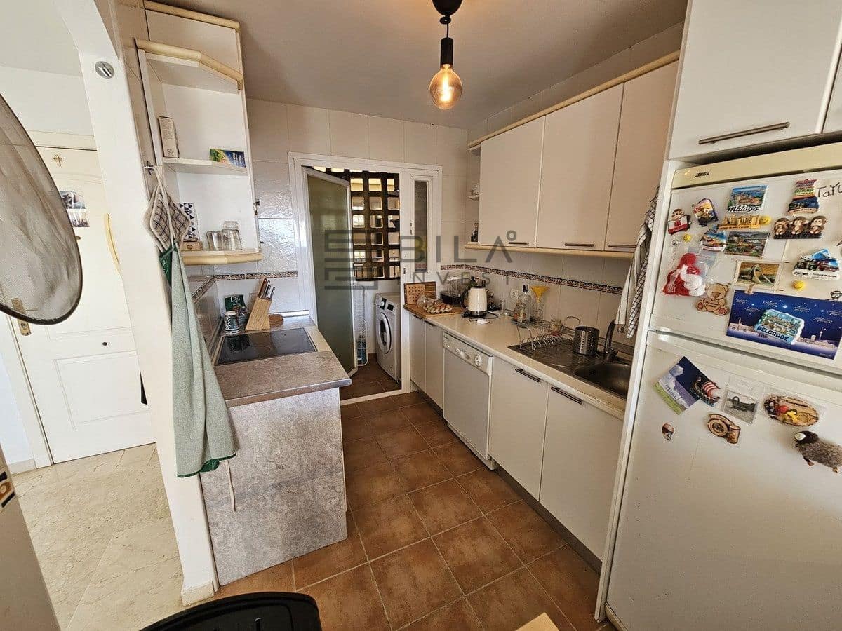 2 makuuhuone Asunto myytävänä paikassa Riviera del Sol mukana uima-altaan 
autotalli - 325 000 € (Ref: 9618847)