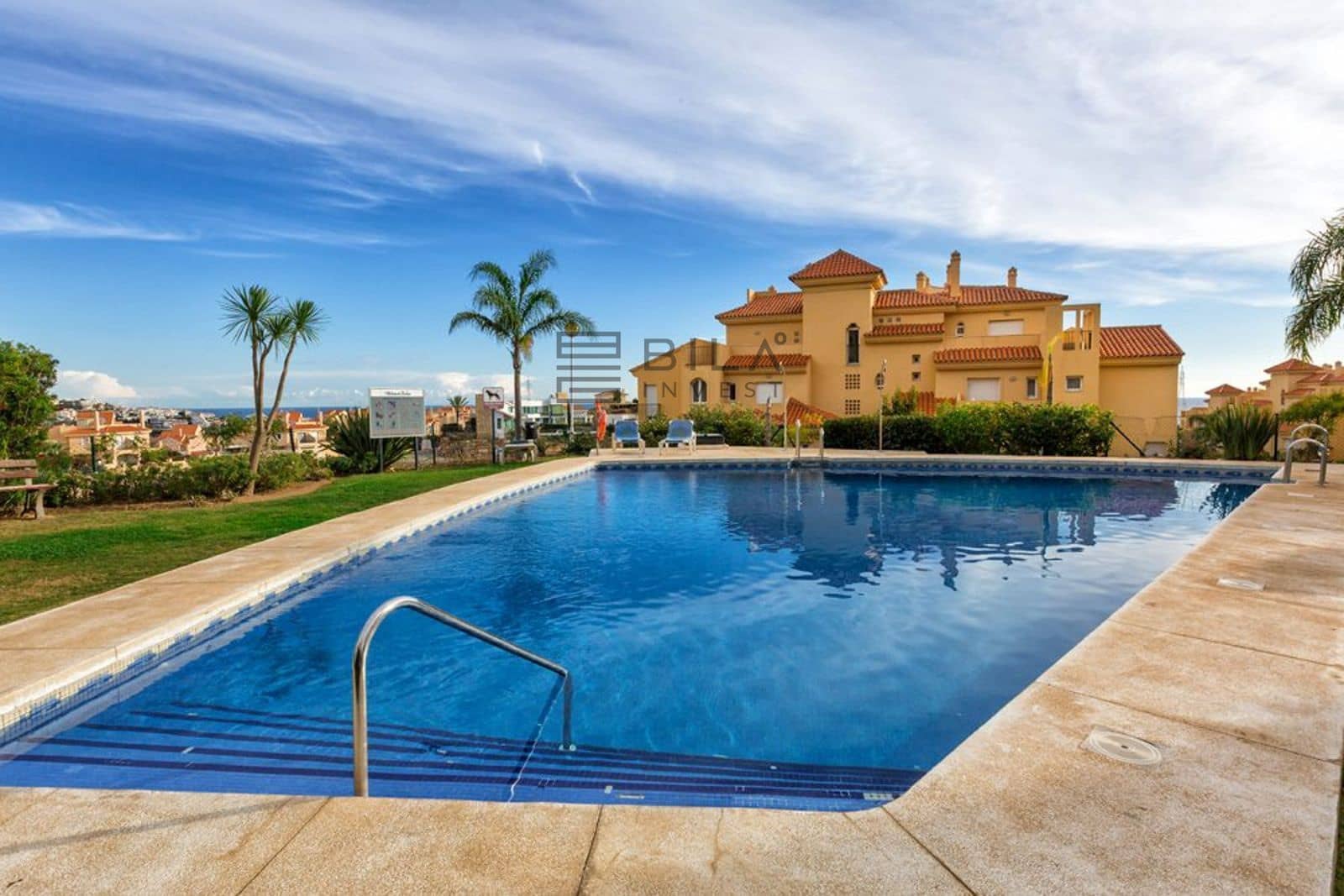 2 makuuhuone Asunto myytävänä paikassa Riviera del Sol mukana uima-altaan 
autotalli - 325 000 € (Ref: 9618847)