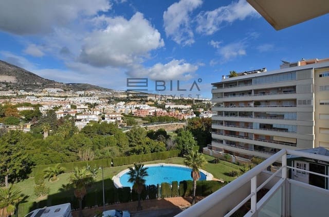 3 slaapkamer Penthouse te koop in Benalmadena Costa, Benalmádena met zwembad - € 549.000 (Ref: 9618848)