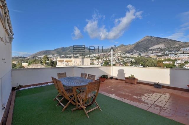 3 slaapkamer Penthouse te koop in Benalmadena Costa, Benalmádena met zwembad - € 549.000 (Ref: 9618848)