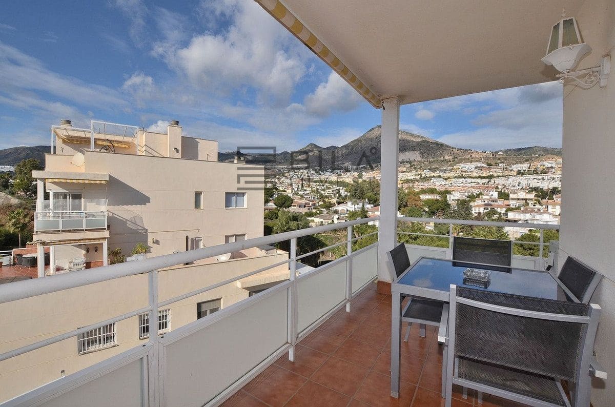 3 slaapkamer Penthouse te koop in Benalmadena Costa met zwembad - € 549.000 (Ref: 9618848)