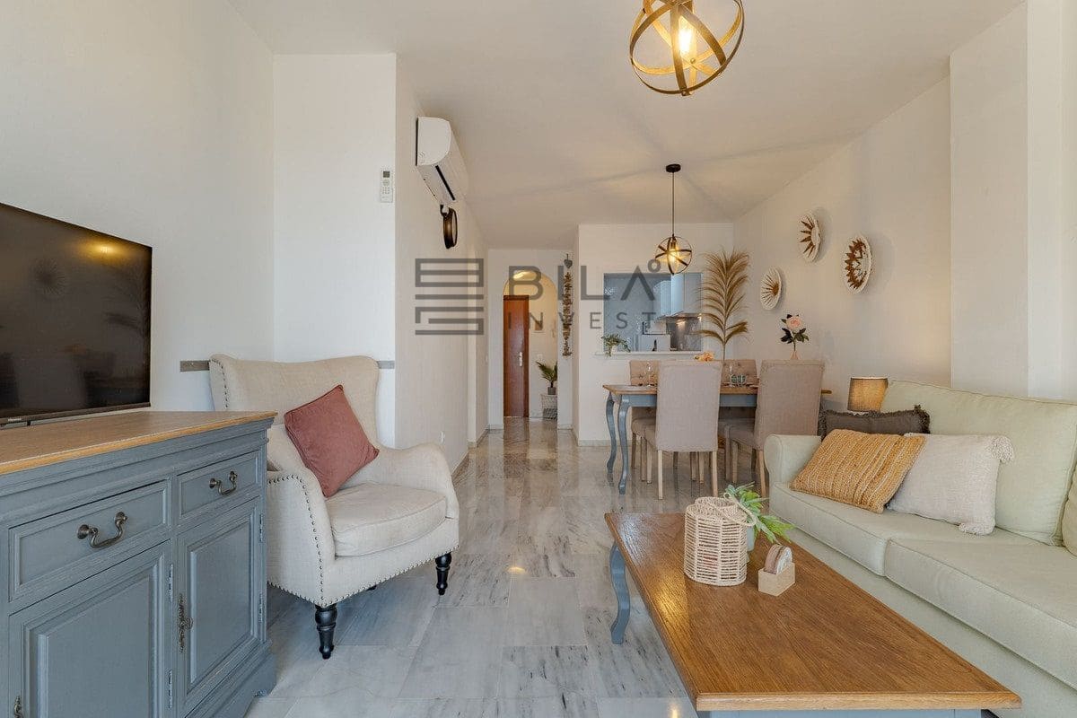 Piso de 2 habitaciones en Calahonda en venta con piscina garaje - 315.000 € (Ref: 9618849)