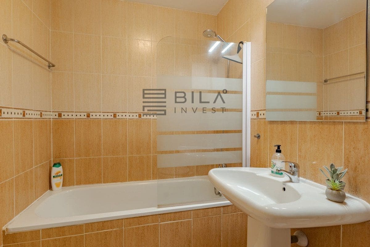 Piso de 2 habitaciones en Calahonda en venta con piscina garaje - 315.000 € (Ref: 9618849)