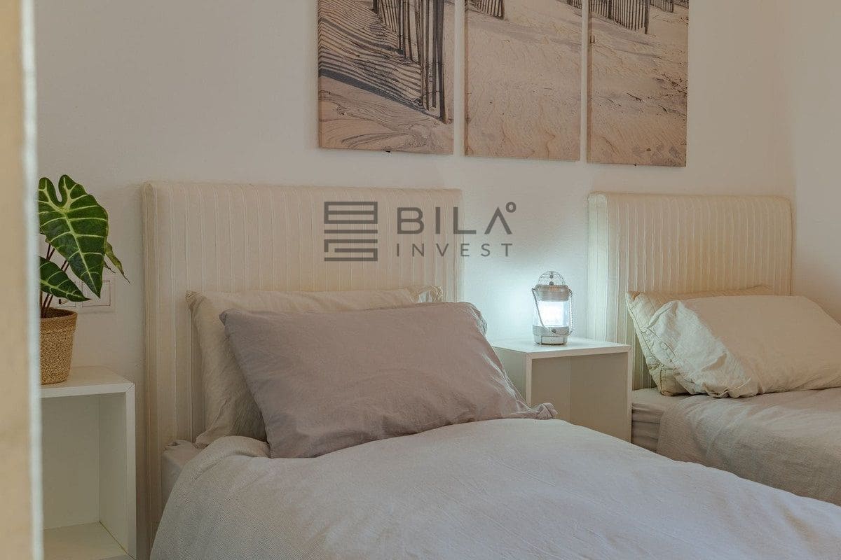 Piso de 2 habitaciones en Calahonda en venta con piscina garaje - 315.000 € (Ref: 9618849)