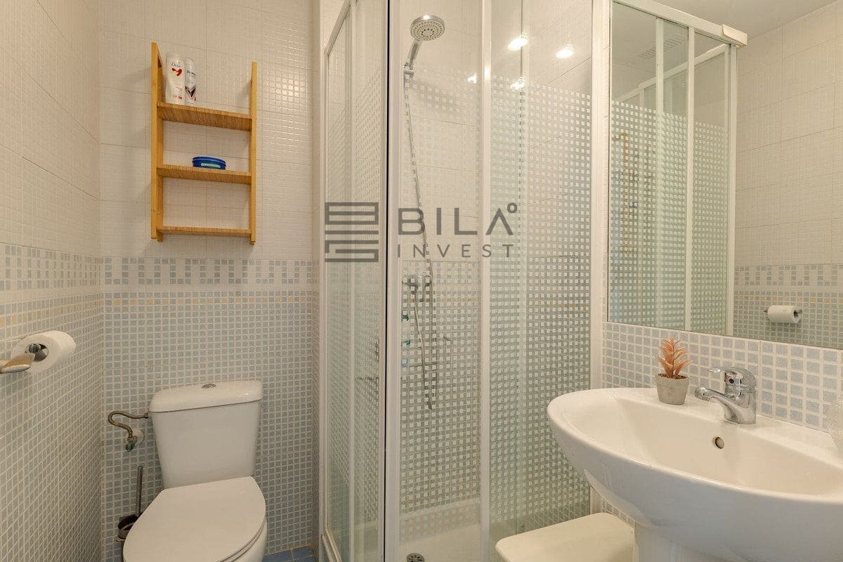 Piso de 2 habitaciones en Calahonda en venta con piscina garaje - 315.000 € (Ref: 9618849)