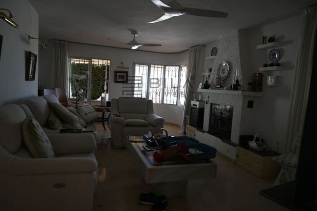 4 soveværelse Villa til salg i El Coto, Mijas med swimmingpool garage - € 619.000 (Ref: 9618850)