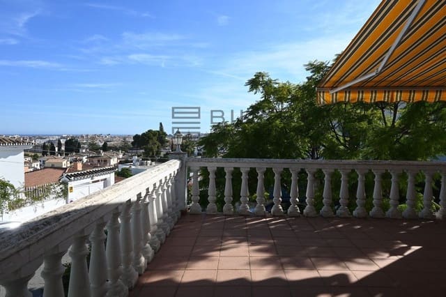 4 soveværelse Villa til salg i El Coto, Mijas med swimmingpool garage - € 619.000 (Ref: 9618850)