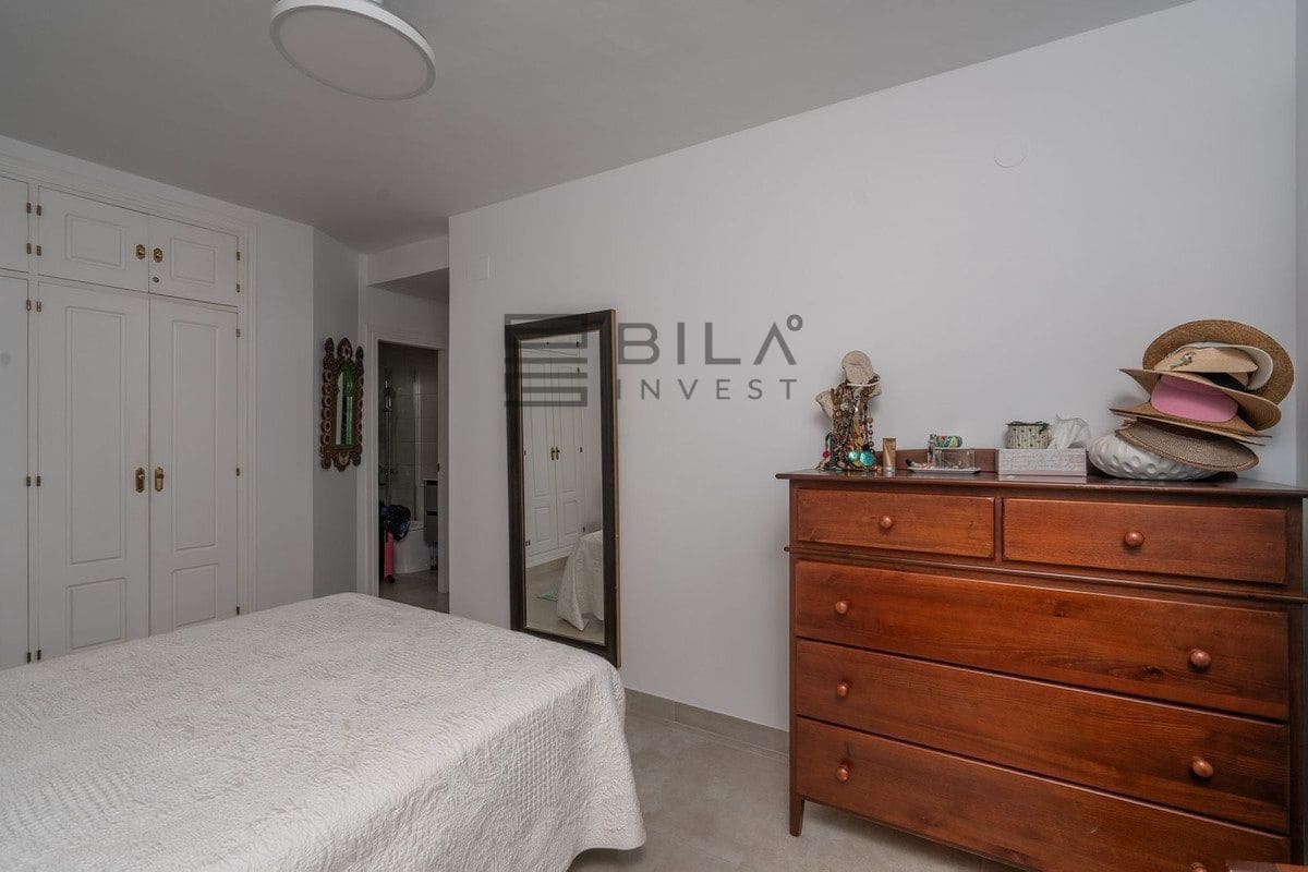 Piso de 2 habitaciones en La Cala de Mijas en venta con piscina garaje - 649.950 € (Ref: 9619675)