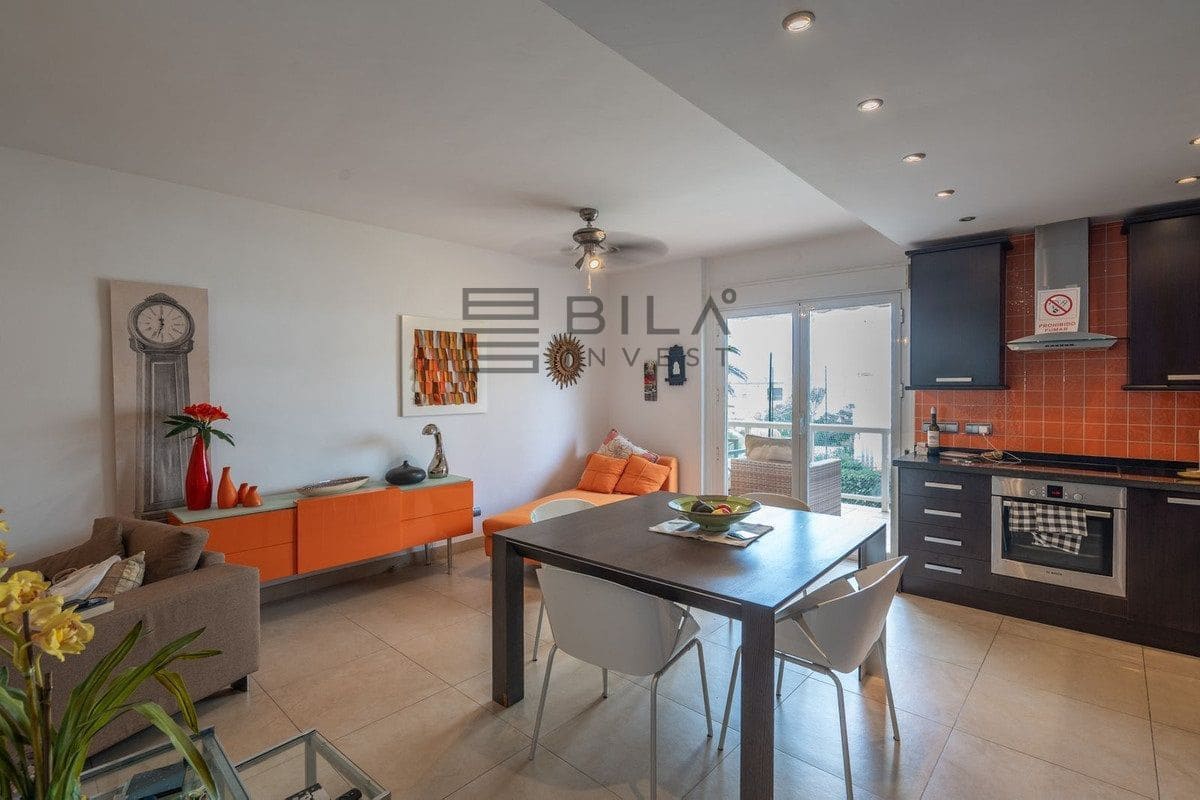 Piso de 2 habitaciones en La Cala de Mijas en venta con piscina garaje - 649.950 € (Ref: 9619675)