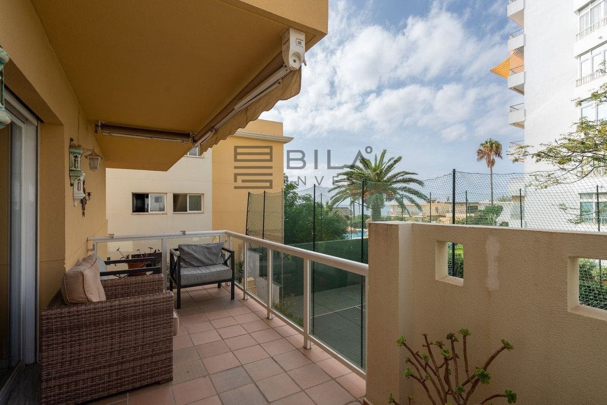 Piso de 2 habitaciones en La Cala de Mijas en venta con piscina garaje - 649.950 € (Ref: 9619675)