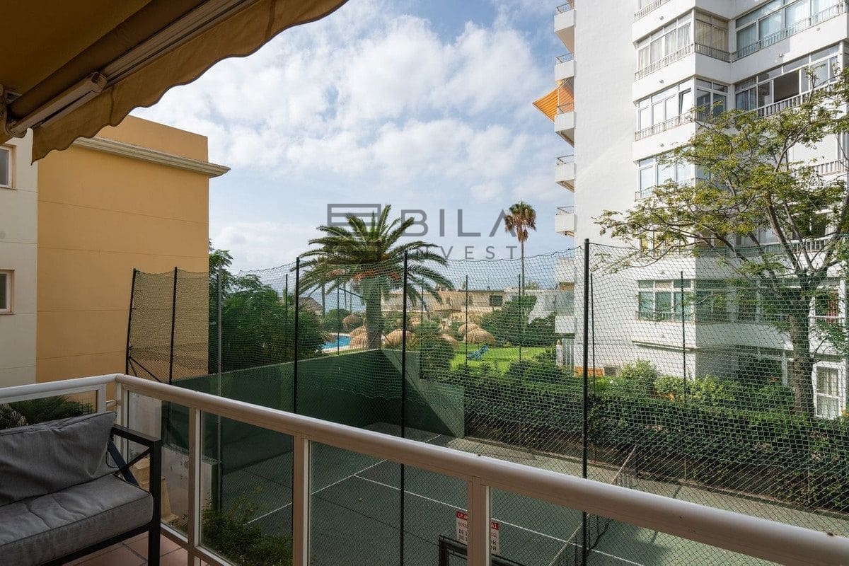 Piso de 2 habitaciones en La Cala de Mijas en venta con piscina garaje - 649.950 € (Ref: 9619675)