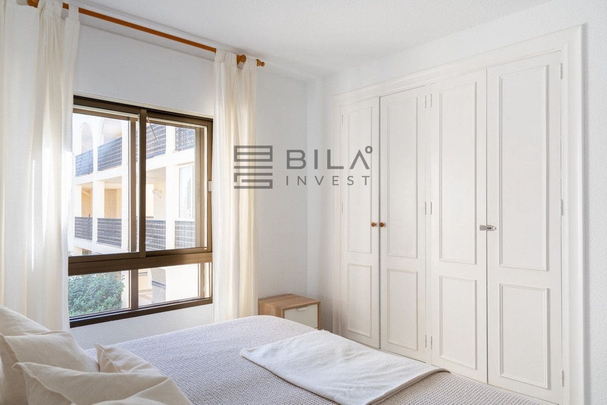 Piso de 2 habitaciones en La Cala de Mijas en venta con piscina - 550.000 € (Ref: 9619677)