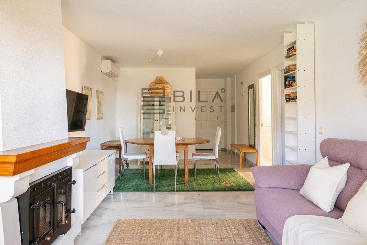 Piso de 2 habitaciones en La Cala de Mijas en venta con piscina - 550.000 € (Ref: 9619677)
