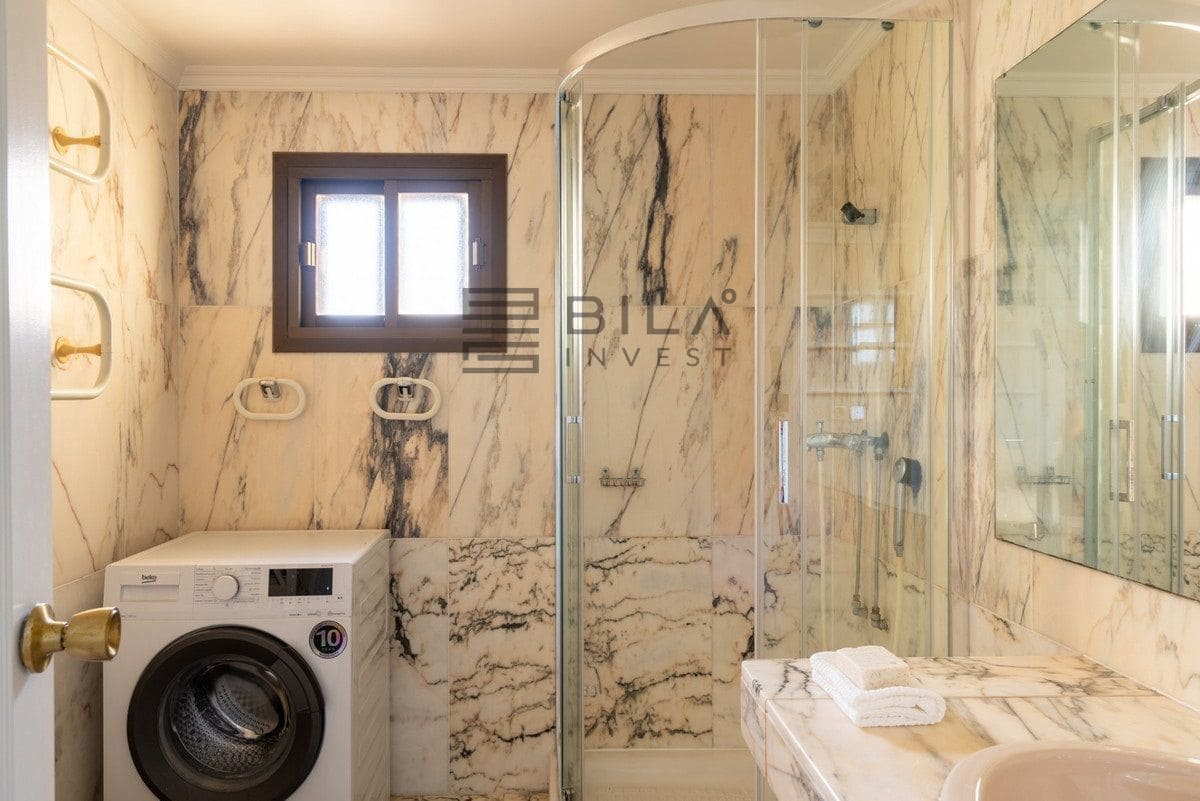 Piso de 2 habitaciones en La Cala de Mijas en venta con piscina - 550.000 € (Ref: 9619677)