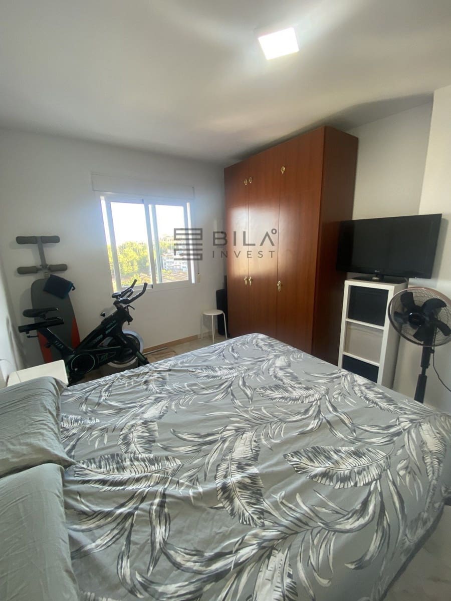 2 bedroom Flat for sale in Benalmadena Costa with pool garage - € 340,000 (Ref: 9619678)