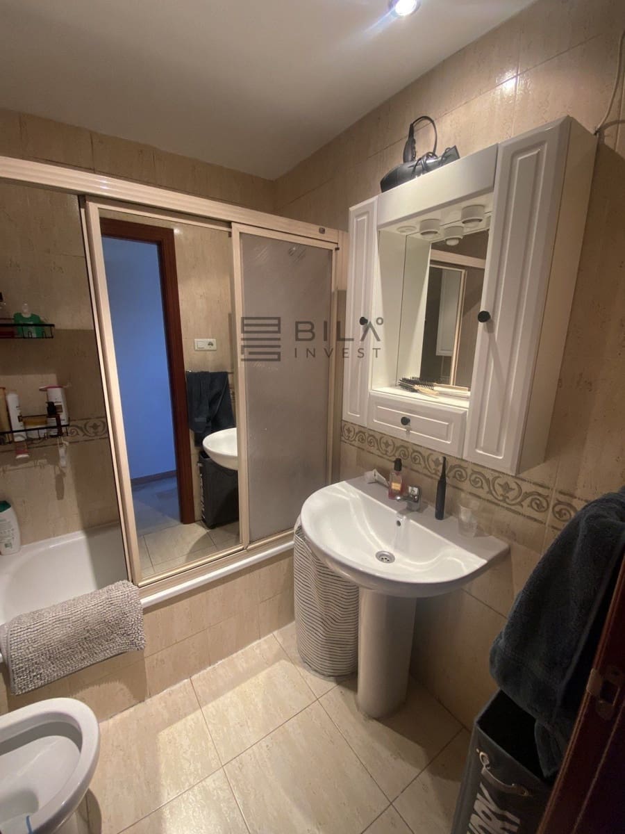 2 bedroom Flat for sale in Benalmadena Costa with pool garage - € 340,000 (Ref: 9619678)