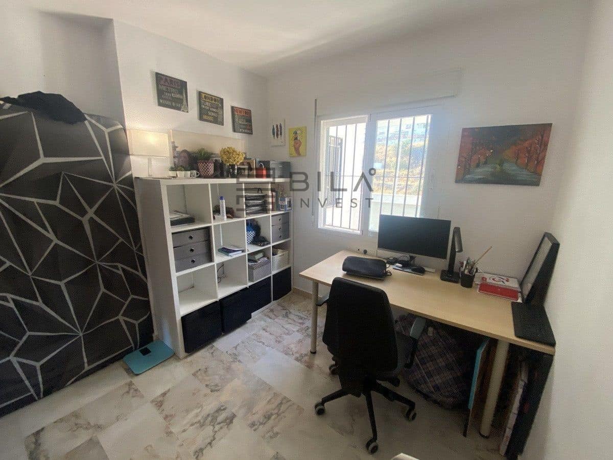 2 bedroom Flat for sale in Benalmadena Costa with pool garage - € 340,000 (Ref: 9619678)