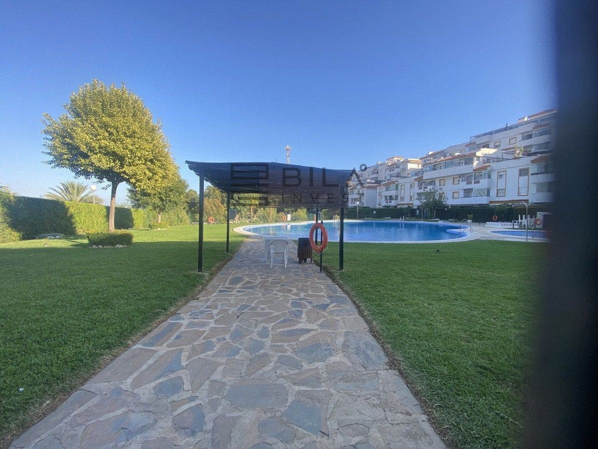 2 bedroom Flat for sale in Benalmadena Costa with pool garage - € 340,000 (Ref: 9619678)