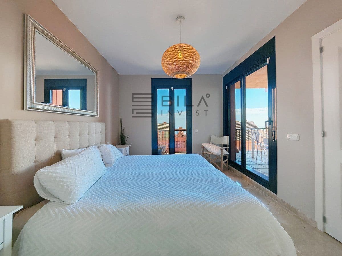 3 makuuhuone Asunto myytävänä paikassa Calahonda mukana uima-altaan 
autotalli - 440 000 € (Ref: 9619679)