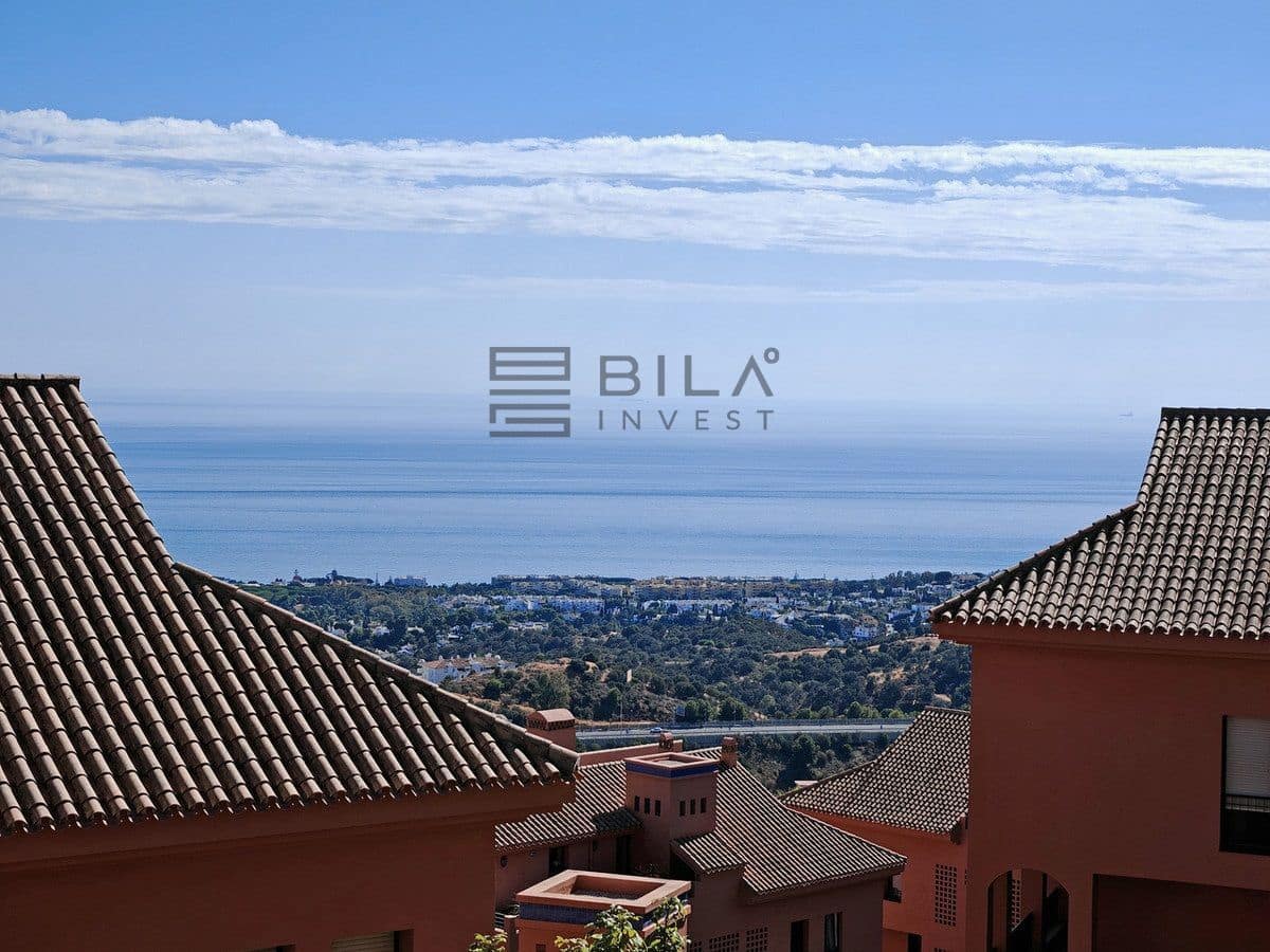 3 makuuhuone Asunto myytävänä paikassa Calahonda mukana uima-altaan 
autotalli - 440 000 € (Ref: 9619679)