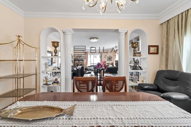 4 bedroom Villa for sale in Benalmádena pueblo, Benalmádena with pool garage - € 1,095,000 (Ref: 9619680)