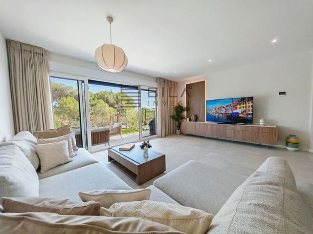 Casa de 4 habitaciones en La Cala de Mijas, Mijas en venta con piscina garaje - 795.000 € (Ref: 9619683)