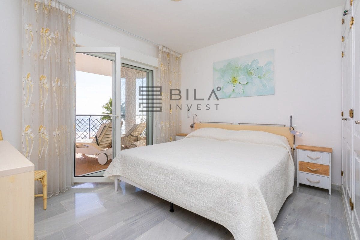 3 bedroom Flat for sale in Calahonda with pool garage - € 999,990 (Ref: 9619795)