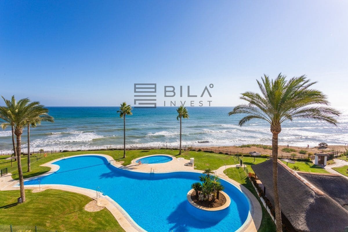 3 bedroom Flat for sale in Calahonda with pool garage - € 999,990 (Ref: 9619795)