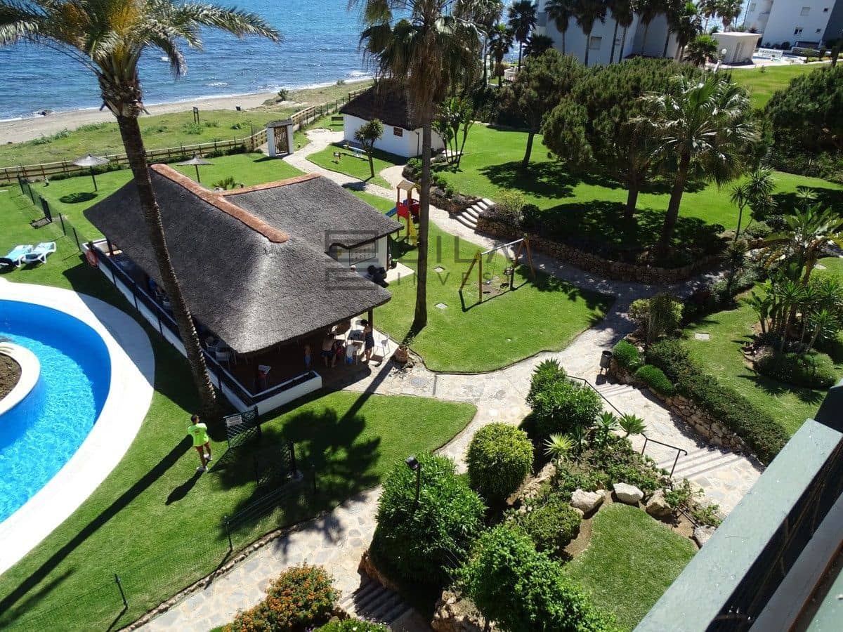 3 bedroom Flat for sale in Calahonda with pool garage - € 999,990 (Ref: 9619795)