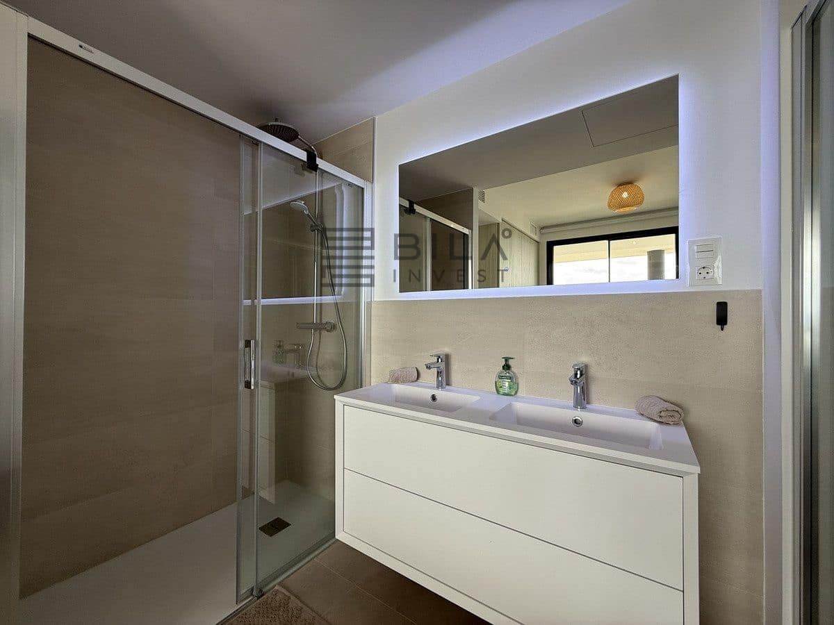 Piso de 2 habitaciones en Carvajal en venta con piscina garaje - 709.000 € (Ref: 9619796)